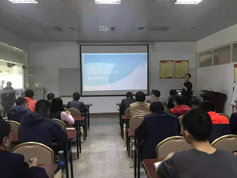 應(yīng)急預(yù)案企業(yè)培訓(xùn)現(xiàn)場1